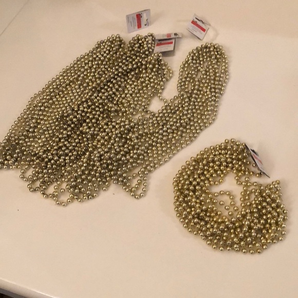 SET of 6 packs of Gold Bead Garlands - Picture 2 of 16